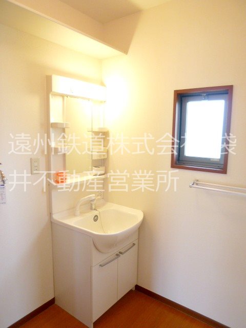 洗面設備　他部屋参照