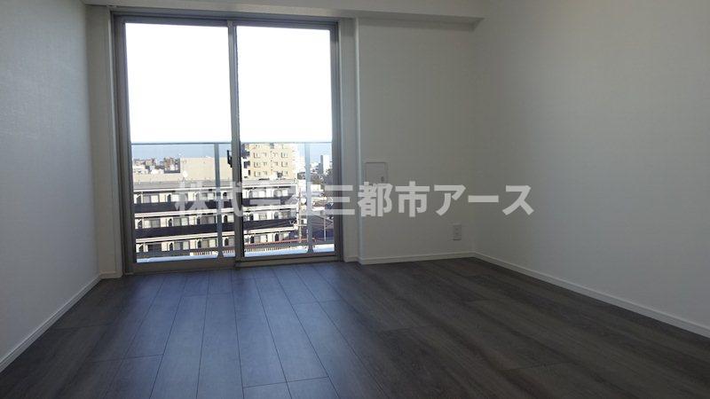 居室・リビング　WING TERRACE 大鳥居
