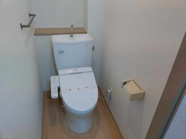 メゾン山川のトイレ写真