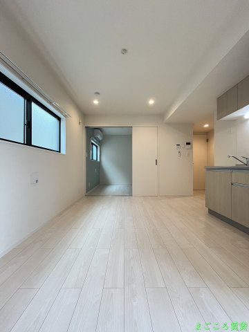 シャンティーハーバー九条の居間写真