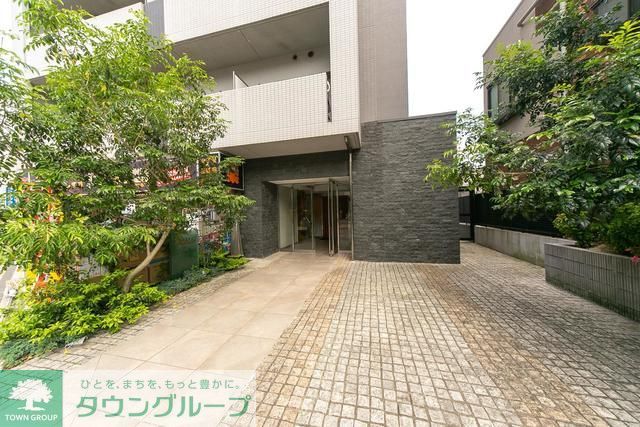 都営大江戸線 西新宿五丁目駅 徒歩6分 10階建 築15年の外観写真
