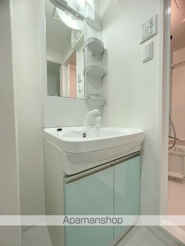 月光江波東参番館の内装写真