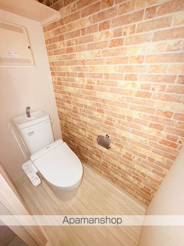 阪急神戸線 塚口駅 徒歩12分 3階建 築6年のトイレ写真