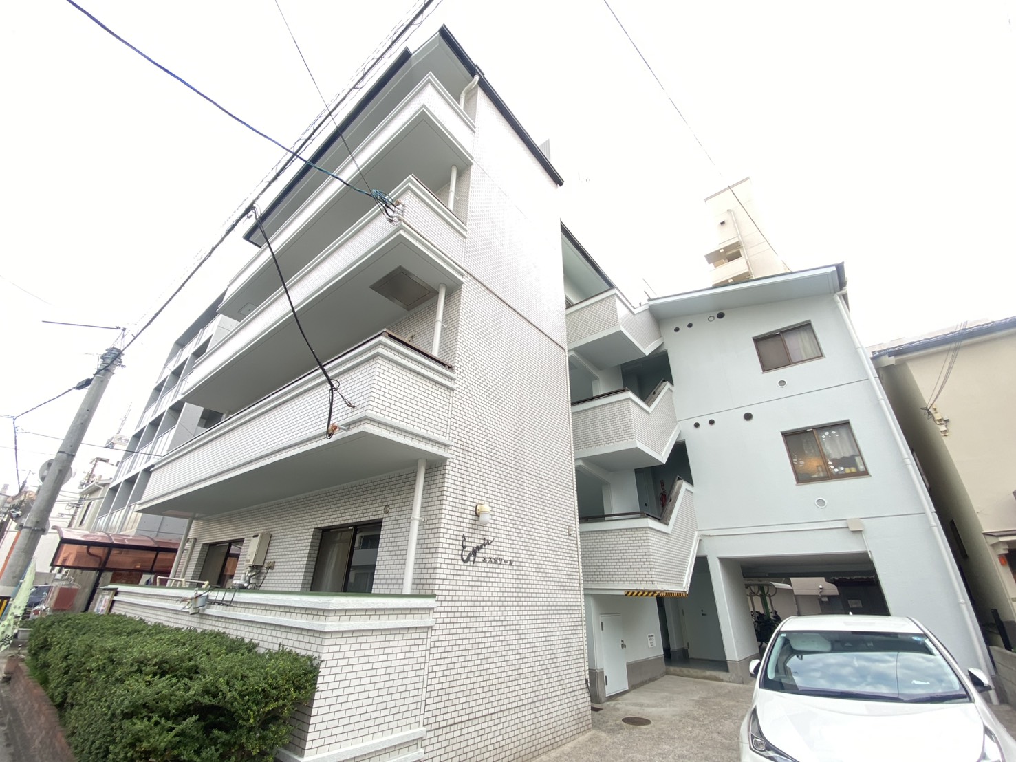 広島電鉄宇品線 広電本社前駅 徒歩4分 築38年