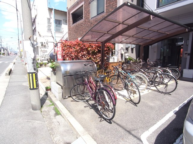 広島電鉄宇品線 宇品五丁目駅 徒歩4分 4階建 築29年の外観写真