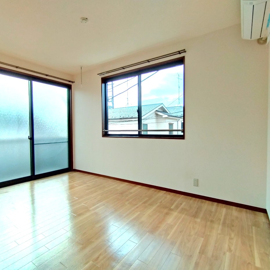 居室・リビング　洋室6.1帖陽当り良好♪