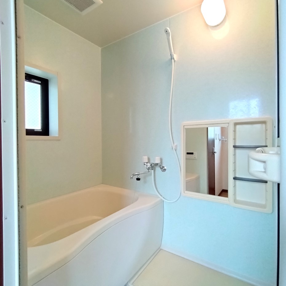 バス・シャワールーム　経済的な追焚機能付