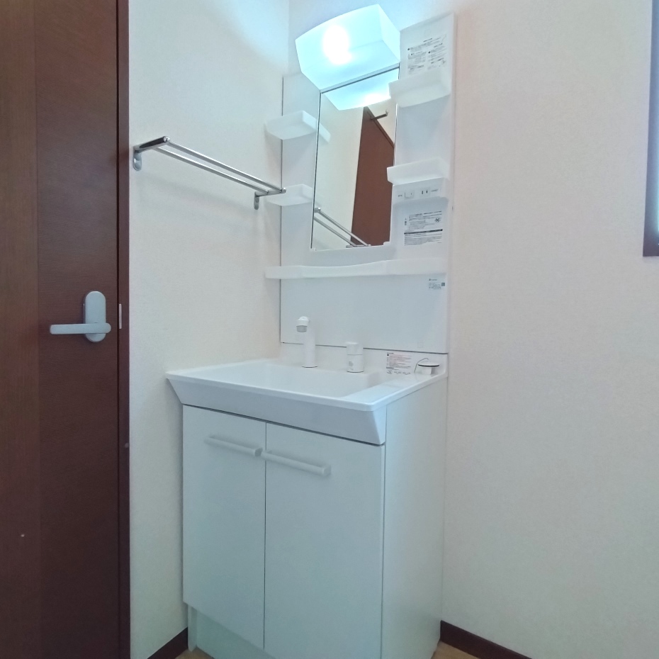 洗面設備　シャワードレッサ♪