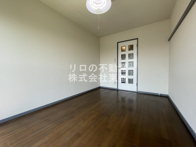 その他部屋・スペース　窓から暖かな日差しが入ります♪