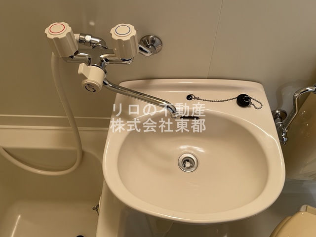 洗面設備　洗面ボウルもついているので、ここで洗顔できますね☆