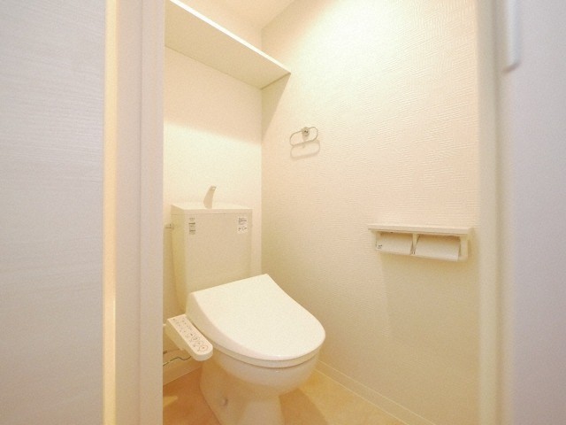 トイレ　人気のウォシュレットが設置されています！！