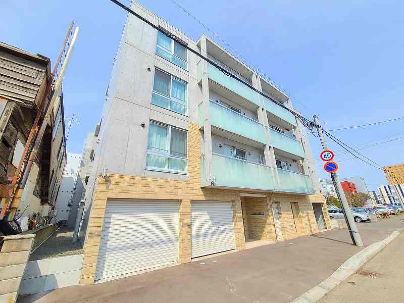 建物外観　人気のデザイナーズマンションです☆