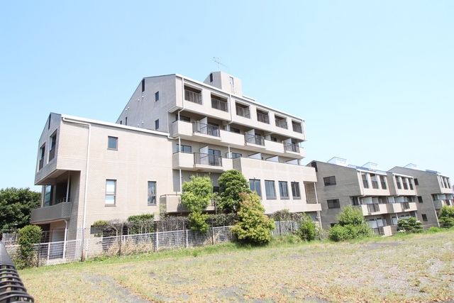 神奈川県横浜市都筑区富士見が丘（マンション）の賃貸物件の外観