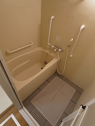 バス・シャワールーム　バスルーム