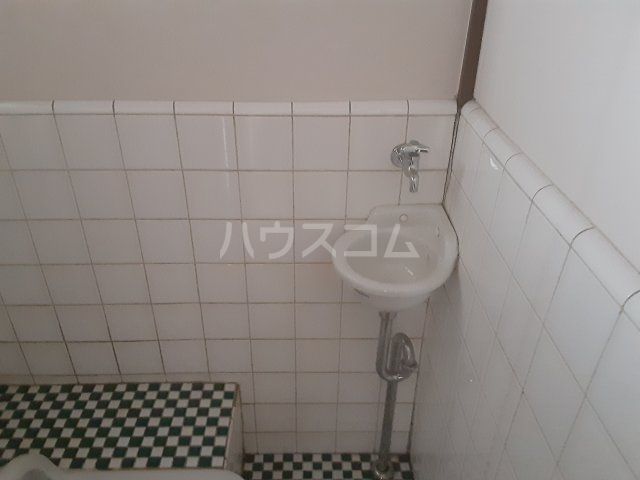 【墨田区横川のアパートのトイレ】