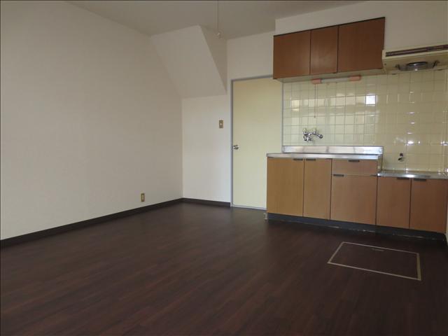 居室・リビング　ベランダがあるお部屋