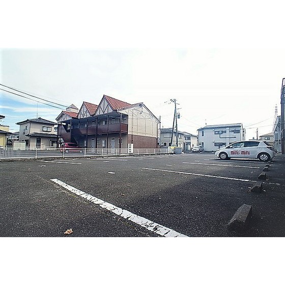 駐車場　１台込み　２台目相談可