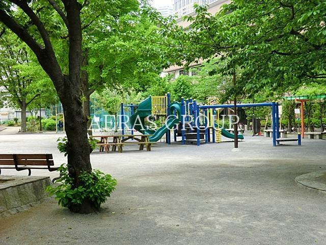 【エスレジデンス月島の公園】