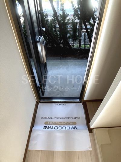 玄関　同型タイプ