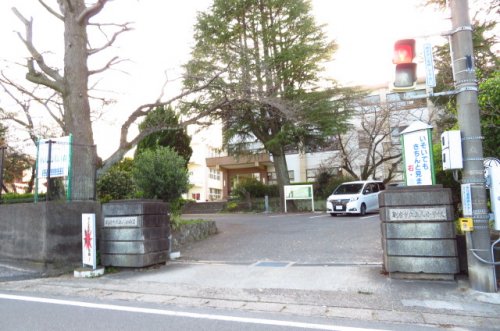 【照波園ホーフ　積水の小学校】