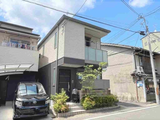 京都市左京区高野上竹屋町のアパートの建物外観