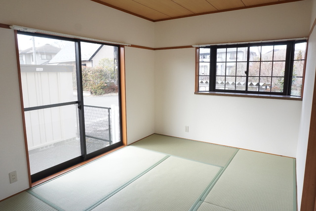 その他部屋・スペース　★南西向き６帖の和室です♪★