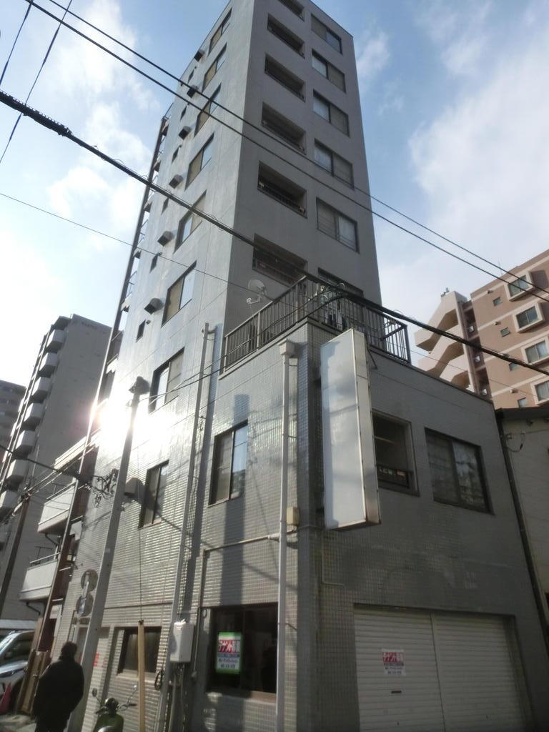 横浜市南区白妙町のマンションの建物外観