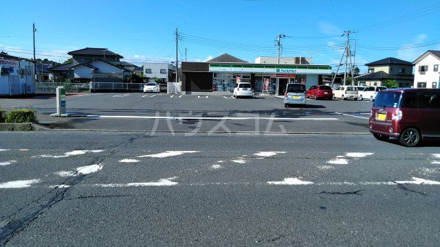 【水戸市東前のアパートのコンビニ】