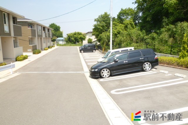 【鳥栖市田代本町のアパートの駐車場】