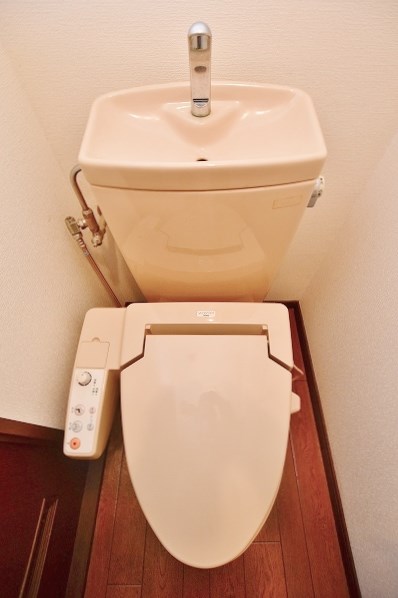 トイレ　★温水洗浄便座付トイレ★