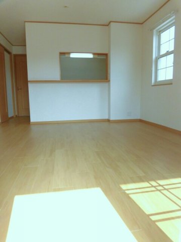 居室・リビング　使いやすい居間です