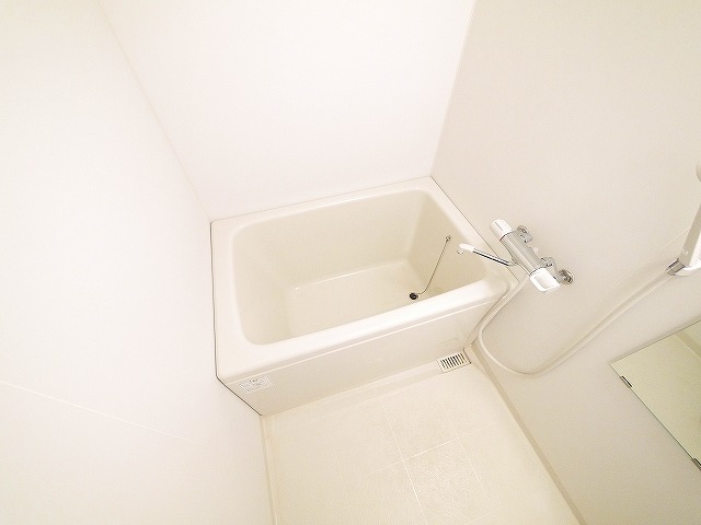 バス・シャワールーム　日々の疲れを癒すお風呂付です