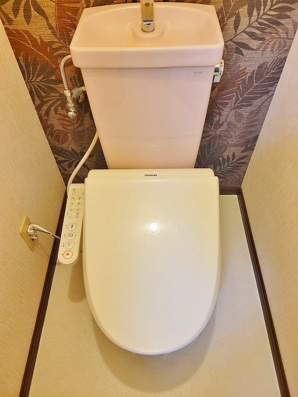 トイレ　★温水洗浄便座★