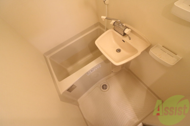 バス・シャワールーム　爽やかな浴室です毎日のバスタイムが楽しみですね～