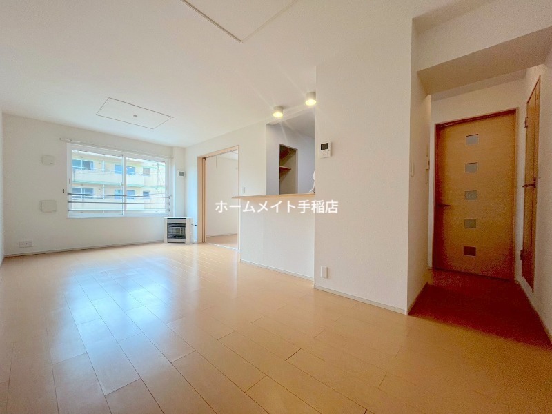 居室・リビング　広々リビングスペースございます！