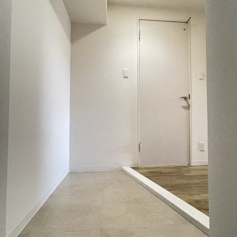 玄関　同仕様タイプです