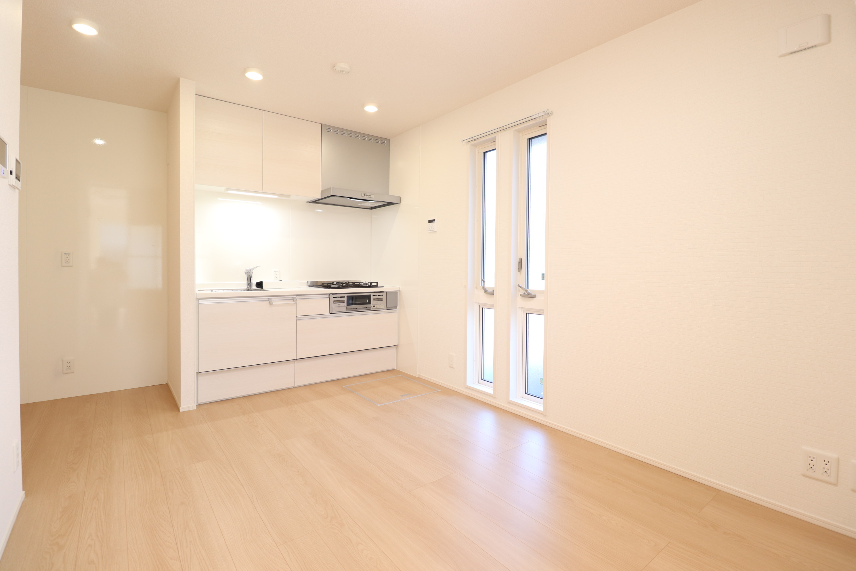 居室・リビング　8.1帖の快適リビング♪