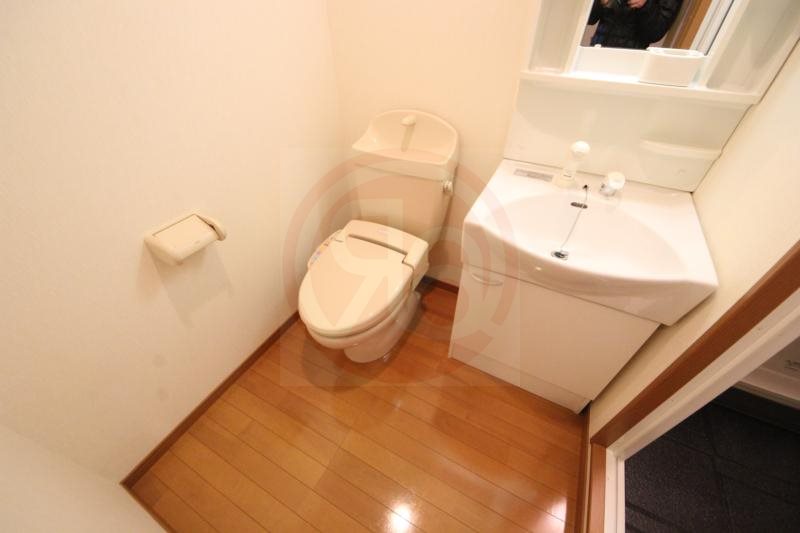 洗面設備　使いやすい洗面所です