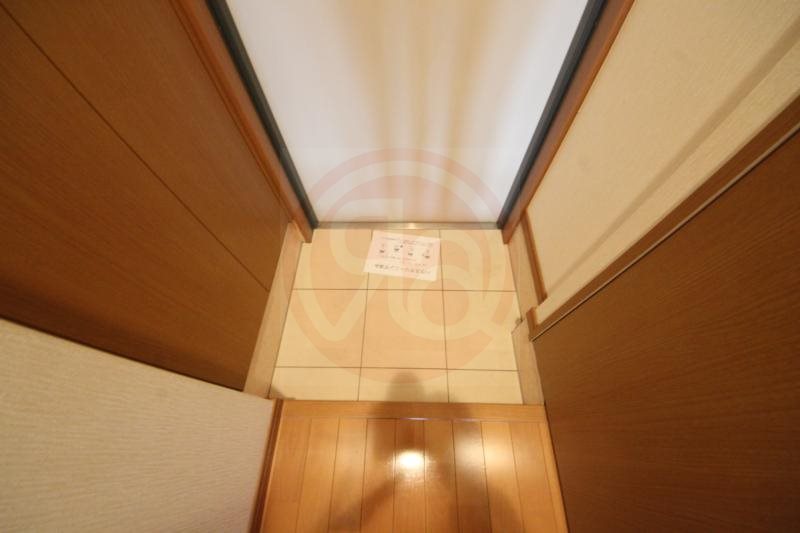 玄関　明るい玄関です