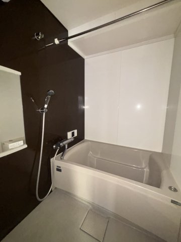 バス・シャワールーム　※同物件別部屋参考写真