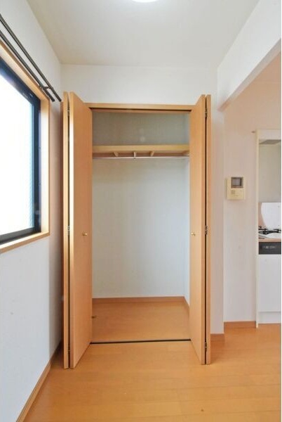 収納　洗濯機置場