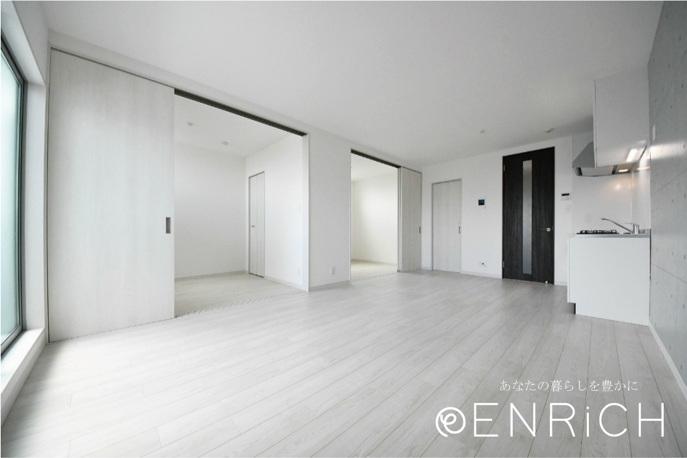 バス・シャワールーム　内装の写真です。