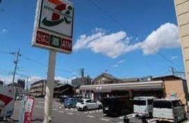 コンビニ　セブンイレブン広島東青崎町店（コンビニ）まで478m