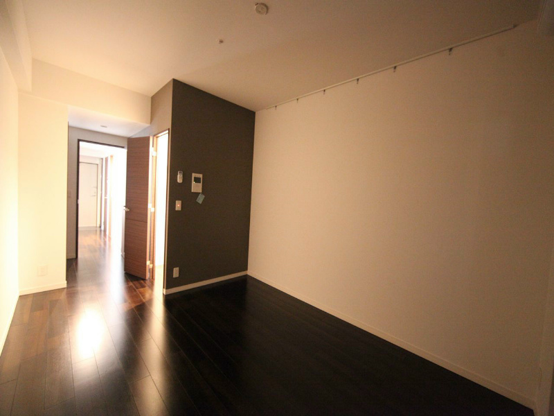 居室・リビング　洋室8.9帖　ウォークインクローゼット付（収納充実してます