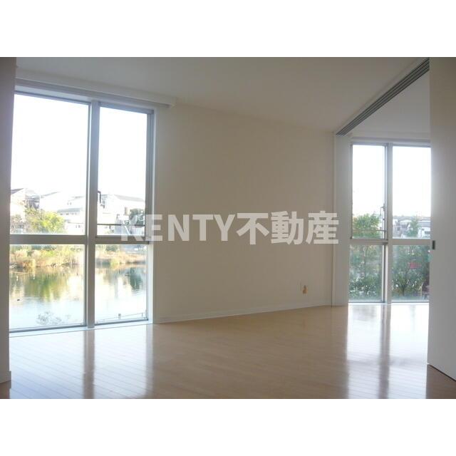 居室・リビング　ゆったり過ごせるリビングです