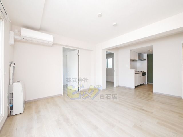 居室・リビング　広い間取りで使いやすいリビングです♪