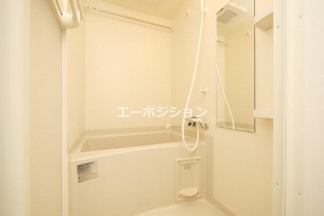 バス・シャワールーム　大阪難波Noah