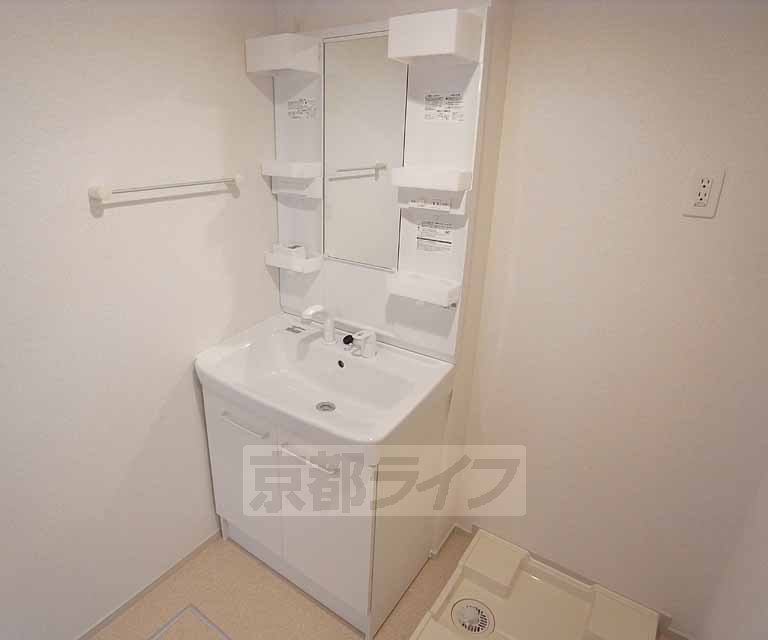 洗面設備　洗面台です。