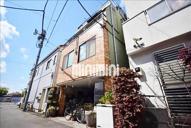 建物外観　バス停が近く駅までのアクセスも便利です。