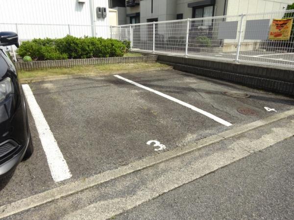 駐車場　駐車場！